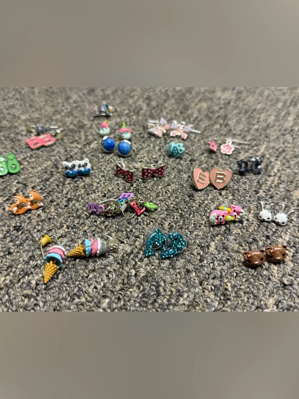 Assorted Women’s & Girls Earrings Lot